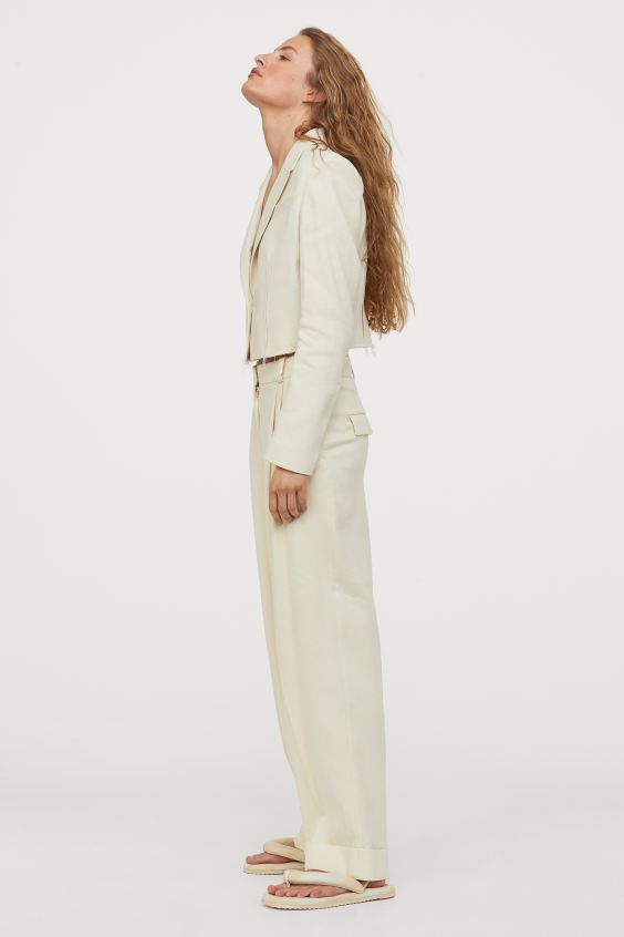 Kisa Gabardin Blazer Acik Bej Kadin H M Tr 2020 Bej Kis