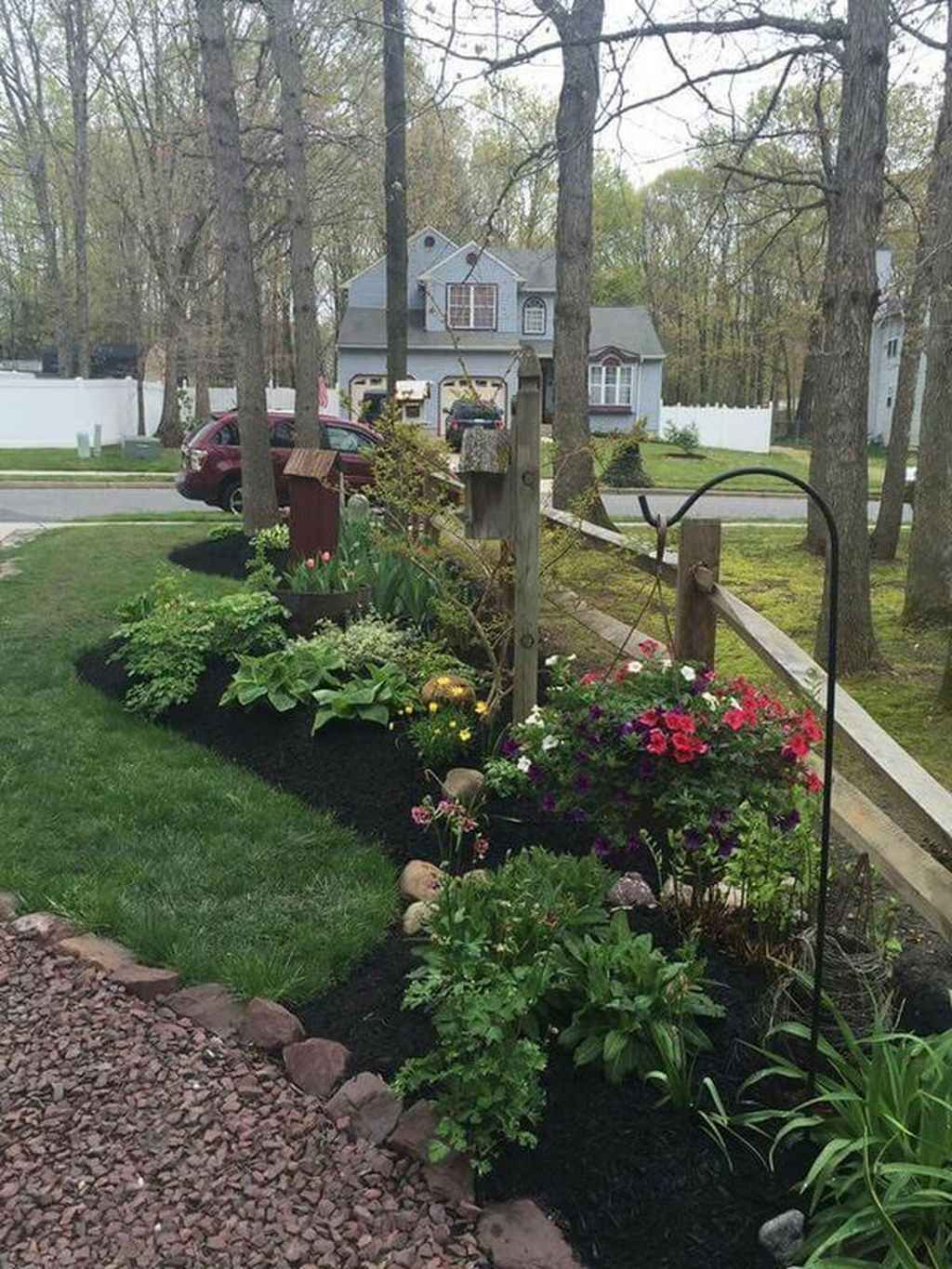 95 Beautiful Front Yard Cottage Garden Landscaping Ideas ... 95 Beautiful Front Yard Cottage Garden Landscaping Ideas ... on Cottage Yard Ideas id=19407