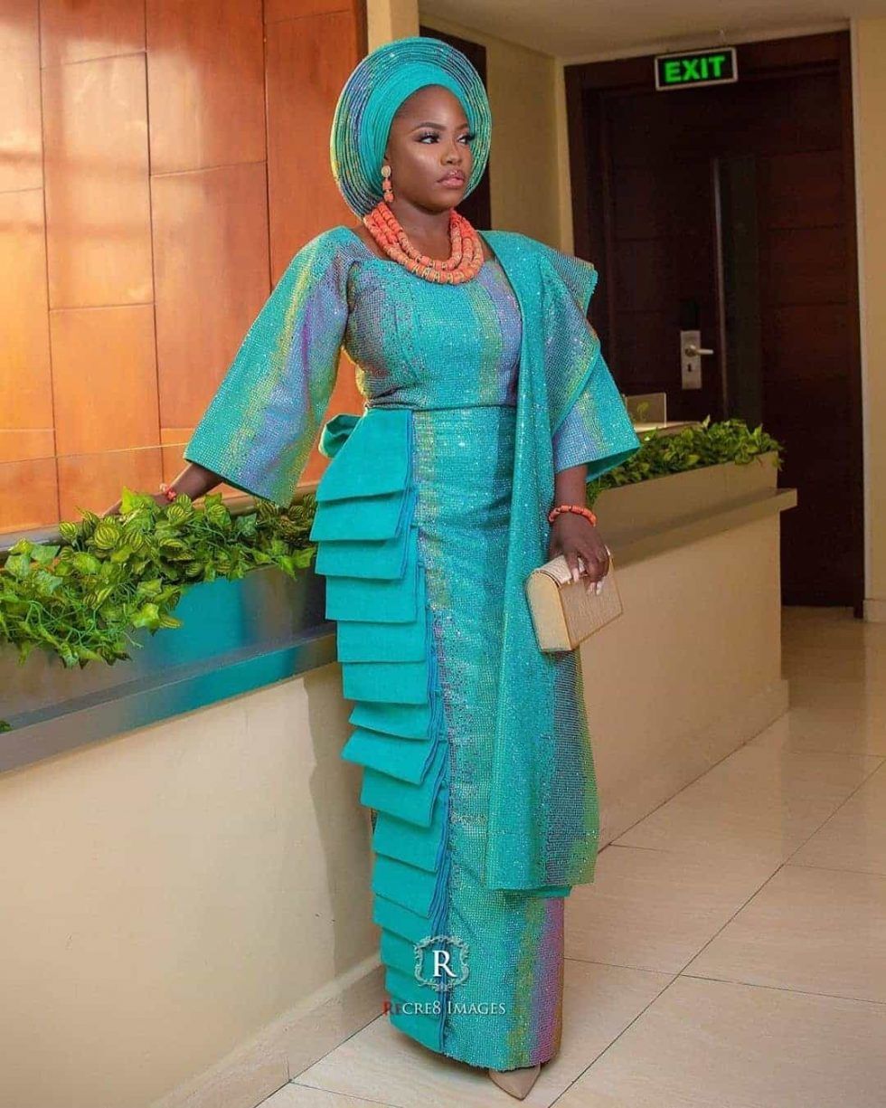Lace Dress Styles, Ankara Gown Styles, African Lace Dresses, Latest African Fashion Dresses, African Dresses For Women, African Print Fashion, Ankara Fashion, African Women, Nigerian Lace Styles