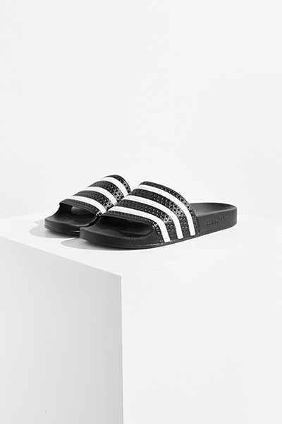 Adidas Originali Adilette Scivolare Una T T I R E Pinterest Piscina Adidas Originali Adilette Scivolare Una T T I R E Pinterest Piscina