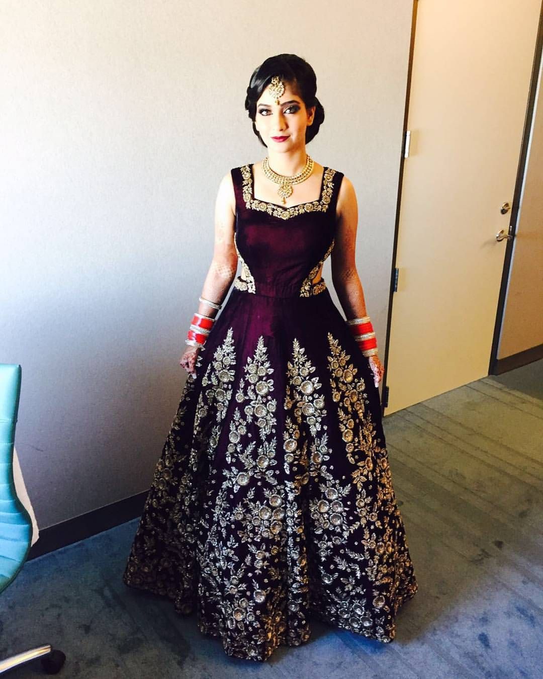 Here is a Zardozi bride from this long weekend. Tanya, came