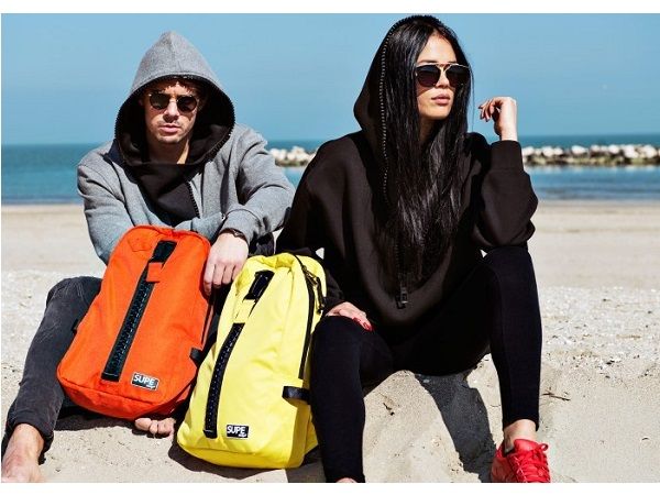 世界を自由に旅する がコンセプト カッコいいバックパック Supe がイタリアから日本上陸 ガジェット通信 バックパック イタリア 日本 世界を自由に旅する がコンセプト カッコいいバックパック Supe がイタリアから日本上陸 ガジェット通信 バックパック イタリア 日本