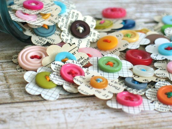 Handgefertigte Papierblumenverzierungen für Scrapbooking Junk Journals Smash Books Bullet Journals Snail Mail mit Vintage Paper und Buttons