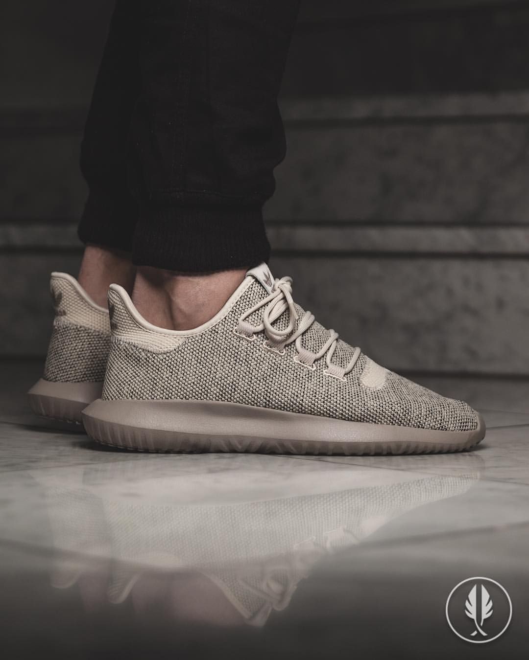 adidas tubular invader instagram