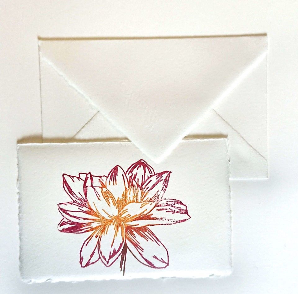 I nostri segnaposti floreali su carta di Amalfi: la Dalia https://www.lacartadiamalfi.it/product-category/chiesa-e-ricevimenti/segnaposti/segnaposto-matrimonio-fiori/ 🇬🇧 Our floral place cards on Amalfi paper: the Dahlia https://www.lacartadiamalfi.it/en/product-category/church-and-receptions/placeholders/place-card-with-flowers/ Amalfi