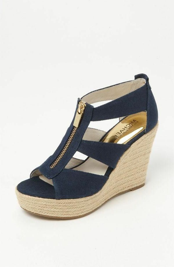 Sandalen Mit Keilabsatz Modern Und Komfortabel Shoe Boots Shoes Boots