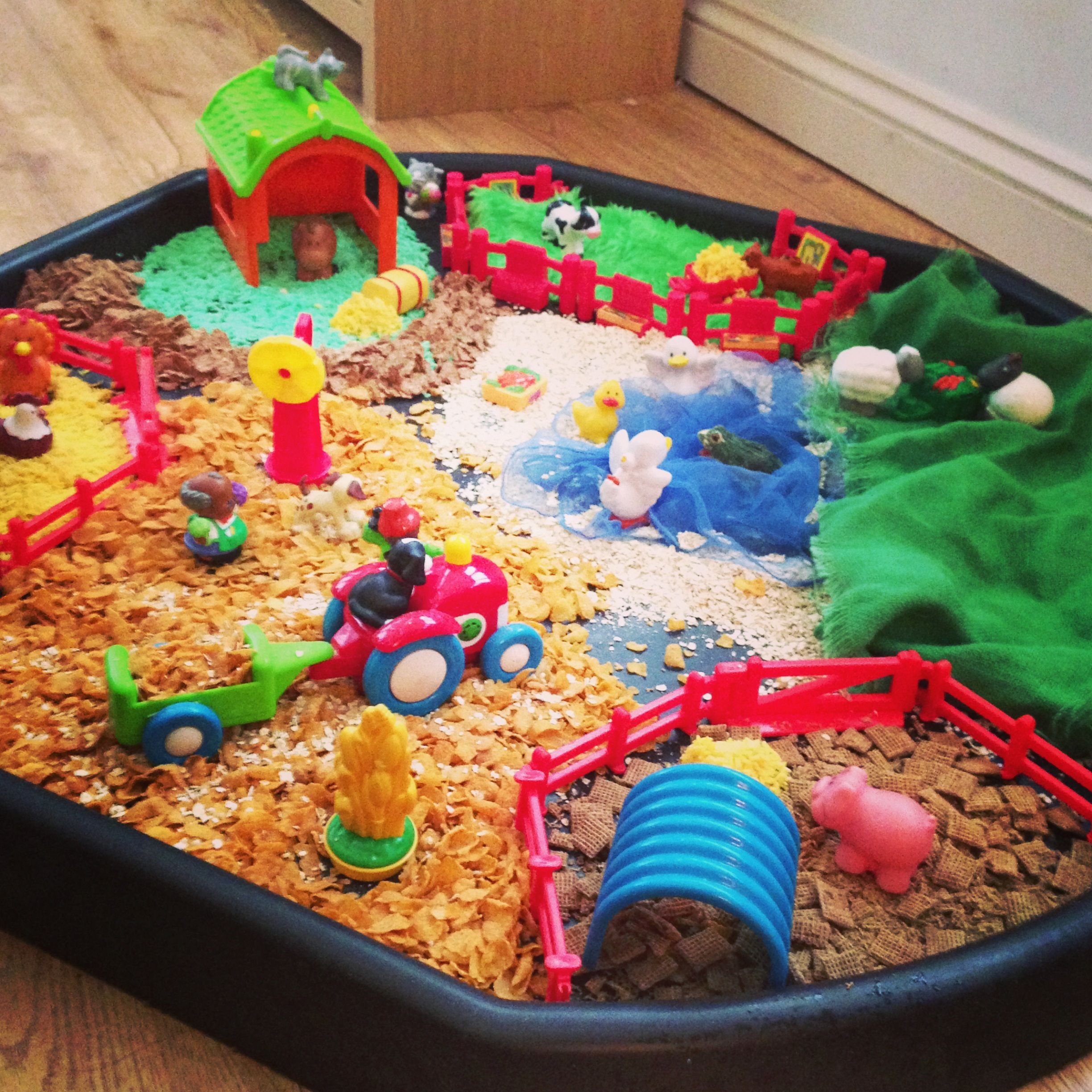 Sensory Farm Tuff Spot Eyfs Activities Nursery Activities Preschool sensory-farm-tuff-spot-eyfs-activities-nursery-activities-preschool