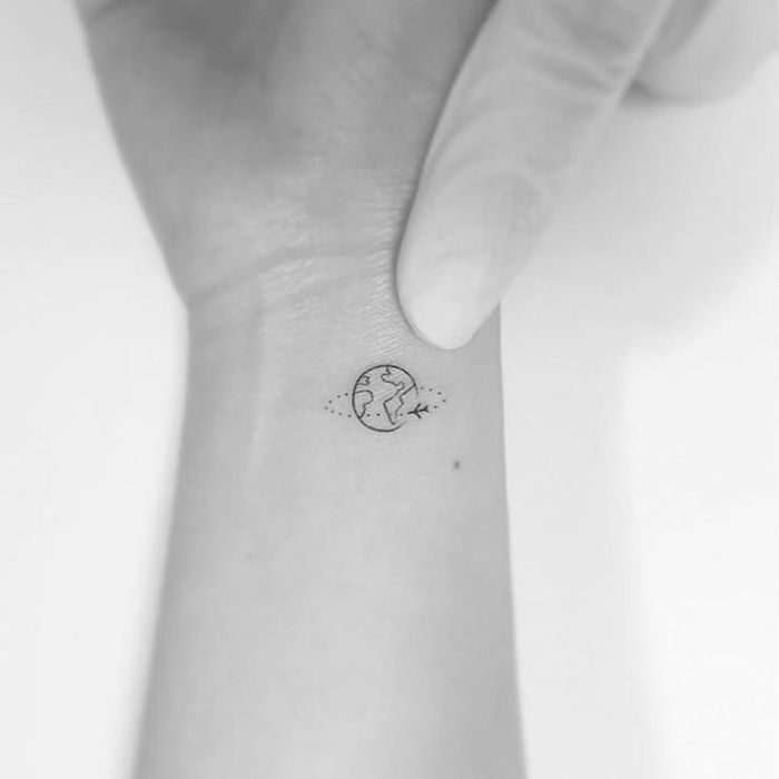 ▷ 1001+ idées | Tatouage Terre – le monde sur les épaules Tatouage Terre – le monde sur les épaules Tatouage Terre – le monde su... , ▷ 1001+ idées | Tatouage Terre – le monde sur les épaules Tatouage Terre – le monde sur les épaules Tatouage Terre – le monde su…, My Tattoo Blog 2020, My Tattoo Blog 2020