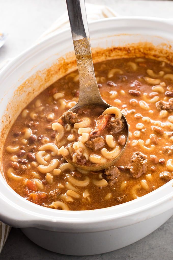 Crockpot Cheesy Chili Macaroni Soup - Macaroni with chicken recipes #macaroni #with #chicken #recipes Crockpot Cheesy Chili Macaroni Soup