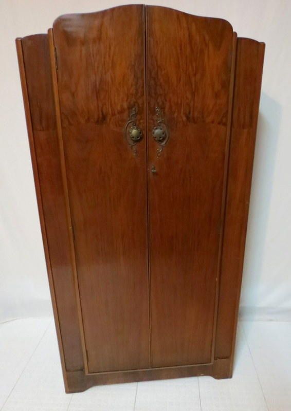 Antique Art Deco Flaming Walnut 2 Door Gentlemen S Wardrobe Armoire