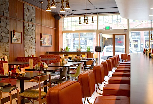 These Are The 24 Best 24 hour Diners In The Country Diner Retro these-are-the-24-best-24-hour-diners-in-the-country-diner-retro