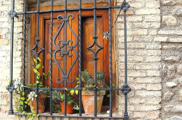 Grate in ferro battuto per finestre avec arteferro news decorative ... Grate finestre in ferro