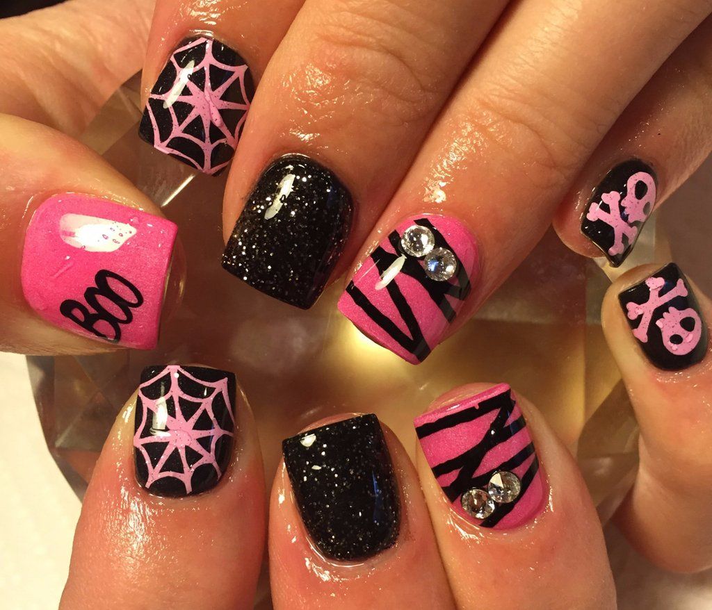 Mummified Wrap Nail Decal | Black | Halloween nail designs ...