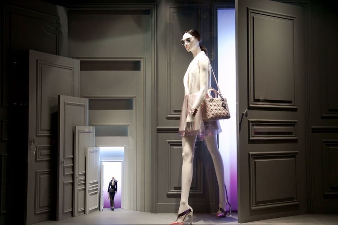 Fashion Mannequins On The Window Display In Shop Fashion Mannequins On The Window Display In Shop