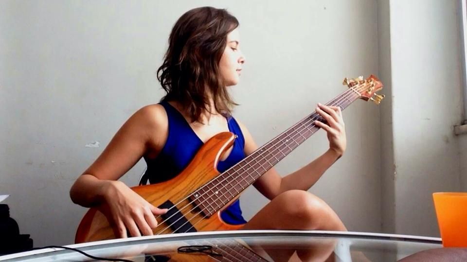 See And Save As Nude Female Playing Violin Viola Cello Double Bass Octobass Porn Pict