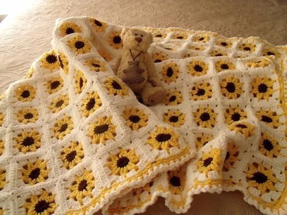 451 Beğenme, 0 Yorum - Instagram'da @orgu.bebek.battaniye: “Herkese kolay gelsin 🥀 alıntı #alinti #pinterest#battaniye #bebekbattaniyesi #örgübattaniye…” Baby Blanket Crochet, Crochet Baby, Knit Crochet, Crochet Throw, Crochet Blankets, Baby Blankets, Crochet Amigurumi, Easy Knitting Projects, Easy Knitting Patterns
