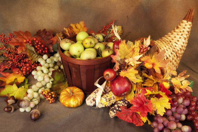 Mabon Abundance Prayer for the Autumn Equinox | Mabon Lots of different ideas you can use to decorate your Mabon