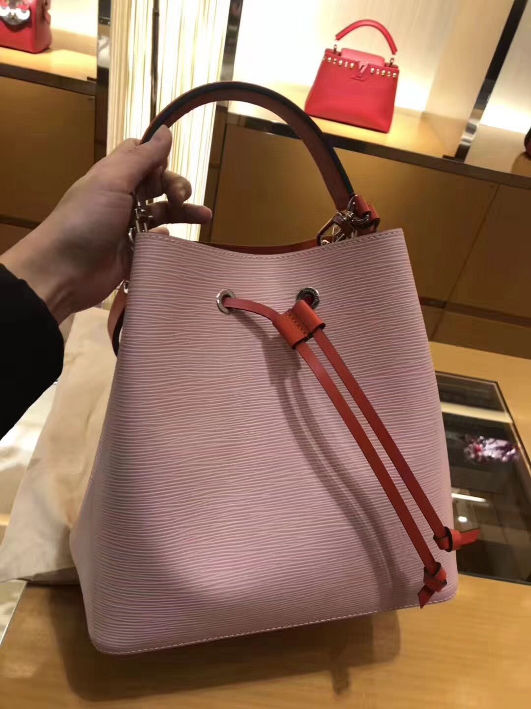 Louis Vuitton Neonoe Epi Bag M54370 Pink Louis Vuitton Neonoe Epi Bag M54370 Pink
