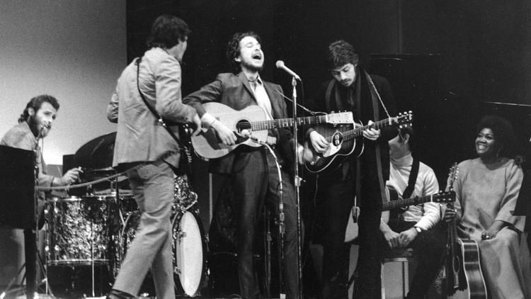 Lo And Behold Bob Dylan S Basement Tapes Are Issued In Full Bob Dylan Dylan Robbie Robertson