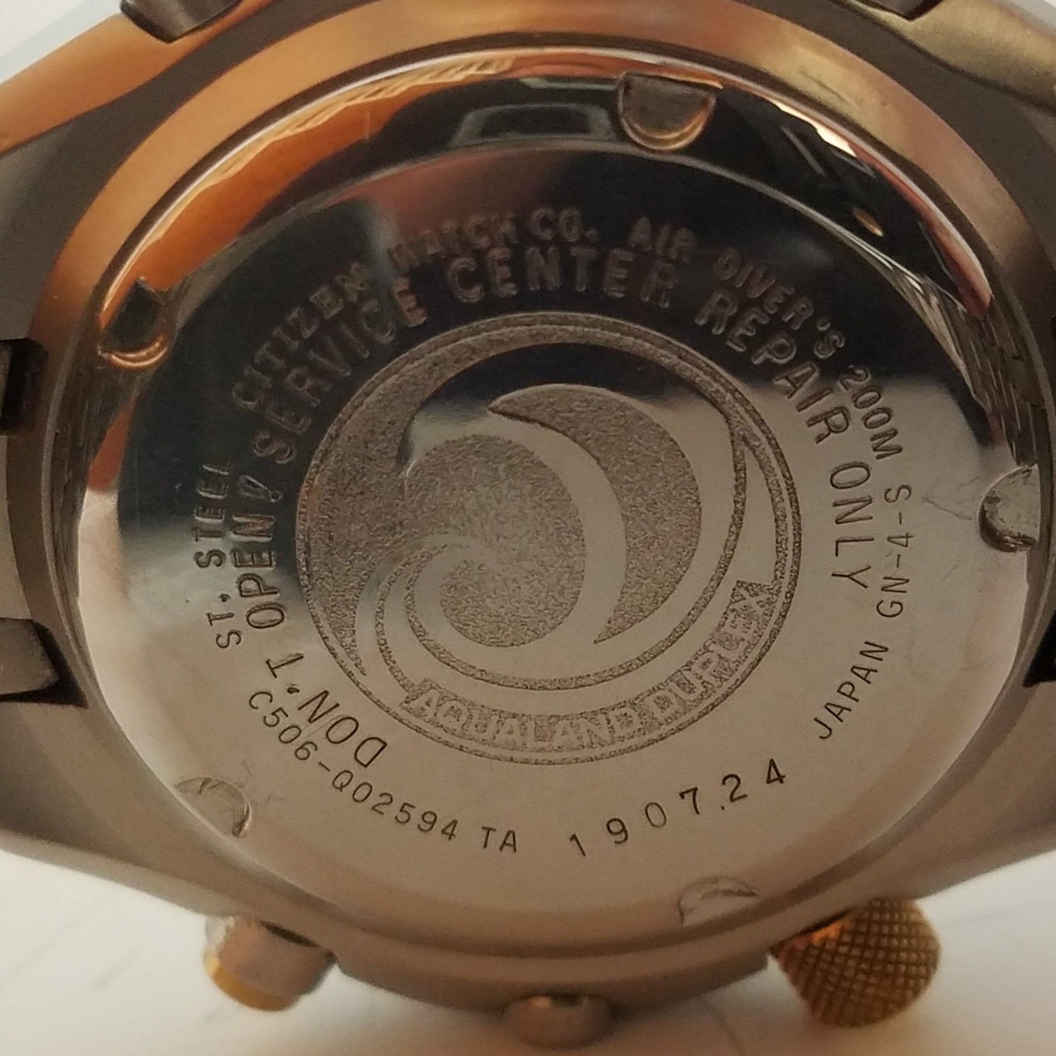 Citizen Aqualand Duplex 200M Divers Watch - C506-Q02594 - Beautiful and Functional Watch