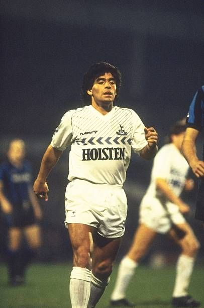 Diego Maradona of Tottenham Hotspur Classic Football Shirts, Retro Football, World Football, Vintage Football, Sport Football, Football Club, Football Kits, White Hart Lane, Fifa