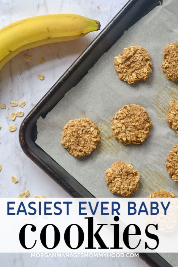 a cooking sheet lined with parchment paper and topped with simple 2 ingredient cookies on a marble counter top with a banana and oats Cookies Banane, Oat Cookies, Banana Oatmeal Cookies, Cookies Vegan, Baby Food Recipes, Gourmet Recipes, Whole Food Recipes, Food Baby, Cookie Recipes