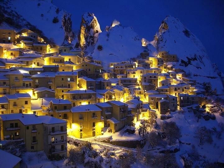 Winter in Castelmezzano - Southern Italy | Italy! Mamma