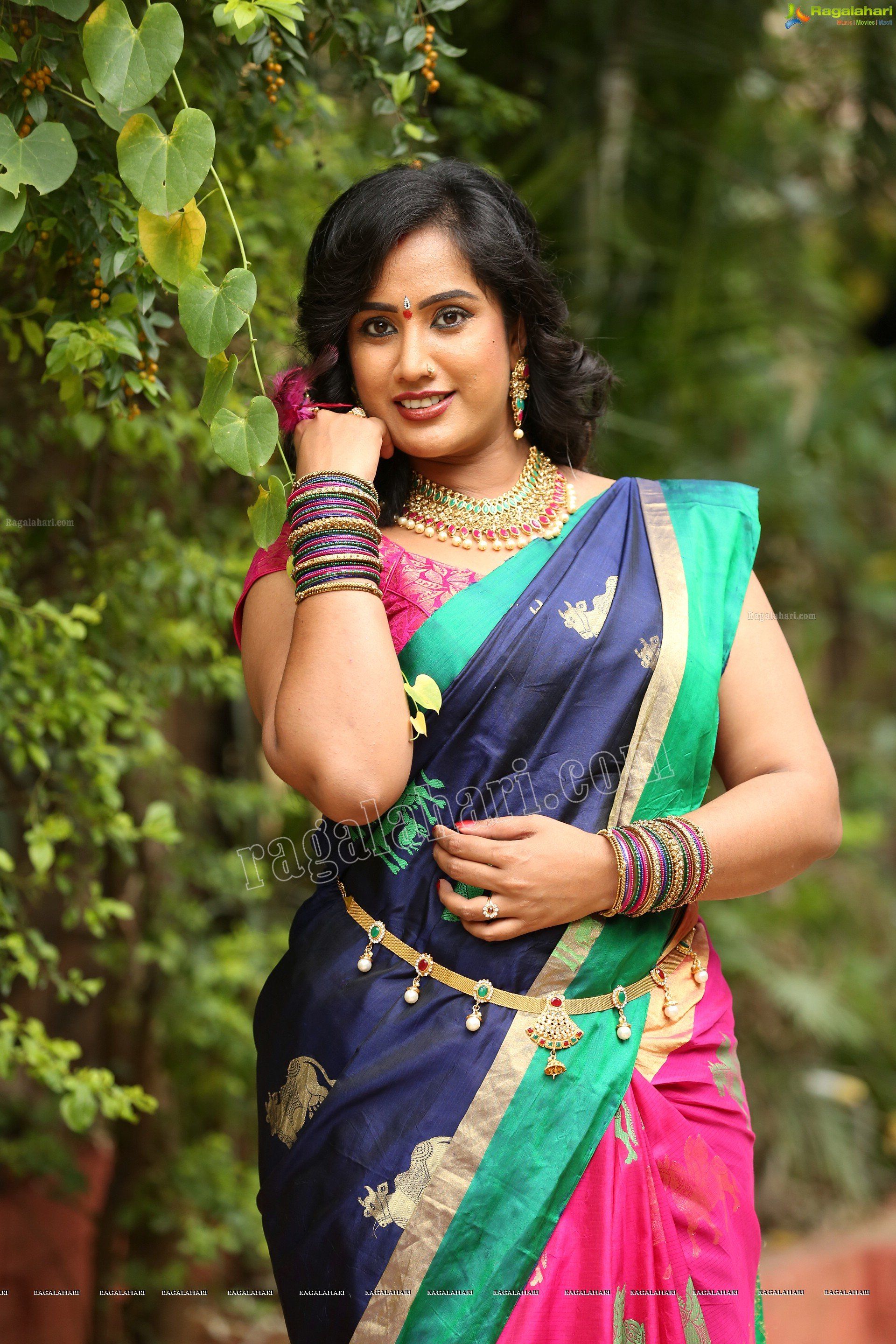 tv serial actress sravani hot tv serial actress sravani hot