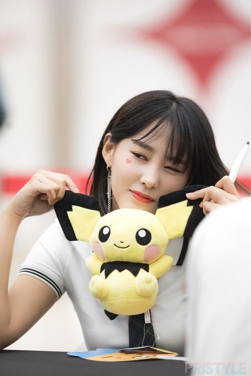 pristin yuha pristin pledis entertainment pledis girlz pristin yuha pristin pledis entertainment pledis girlz
