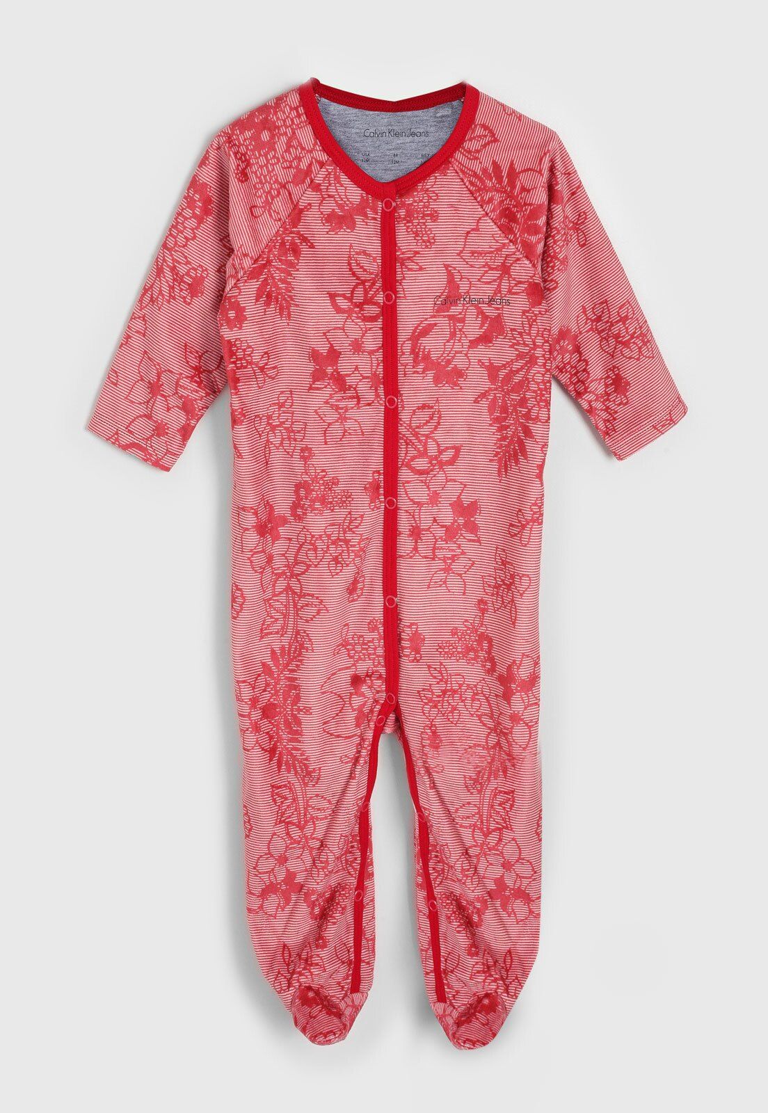 Macacão Calvin Klein Kids Infantil Floral VermelhoGola: RedondaManga: LongaFecho: BotãoSobre a marca: Totalmente voltada para o público teen, a Calvin Klein Kids preserva o estilo arrojado e singular, sem perder o estilo e conforto.Características: Possui acabamento flanelado Calvin Klein, Casual, Floral, Kids, Products, Floral Prints, Rouge, Top Coat, Creature Comforts