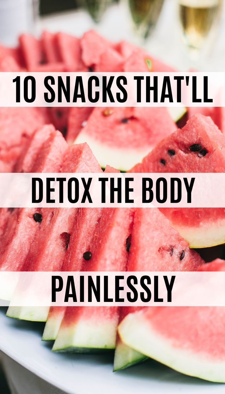 If you’re looking for some health tricks and detox foods for weight loss, then definitely read these detox foods for your health and beauty. They’re good detox snacks for a detox cleanse. #DetoxFoods #DetoxSnacks #DetoxCleanse Detox Drinks, Healthy Drinks, Healthy Snacks, Healthy Recipes, Healthy Gut, Happy Healthy, Healthy Weight, Healthy Eating, Yummy Snacks
