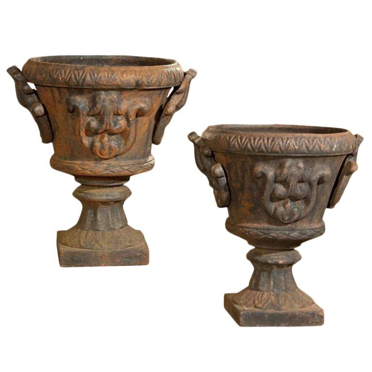 Pair Of French Cast Iron Garden Urns - Pair Of Antique Cast Iron Garden Urns Pair Of French Cast Iron Garden Urns - Pair Of Antique Cast Iron Garden Urns