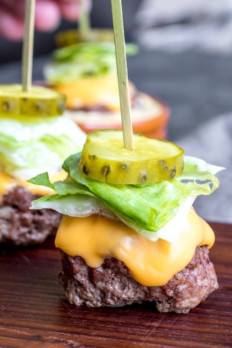 Keto Snacks: 115 Of The Most Delicious Low Carb Snack Recipes & Ideas #ketosnacks