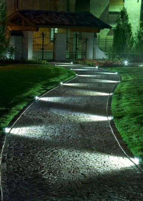 20 allées de jardin absolument canons qui vont vous inspirer