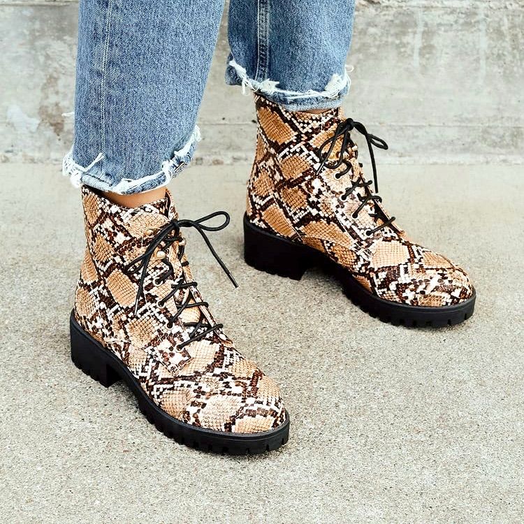 Lulu's Shoes | Tan Snake Print Lace-Up Ankle Boots Lulu's Shoes | Tan Snake Print Lace-Up Ankle Boots