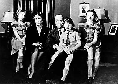 Olav V Crown Princess Martha Of Norway Norway Norwegian Royalty Crown Princess