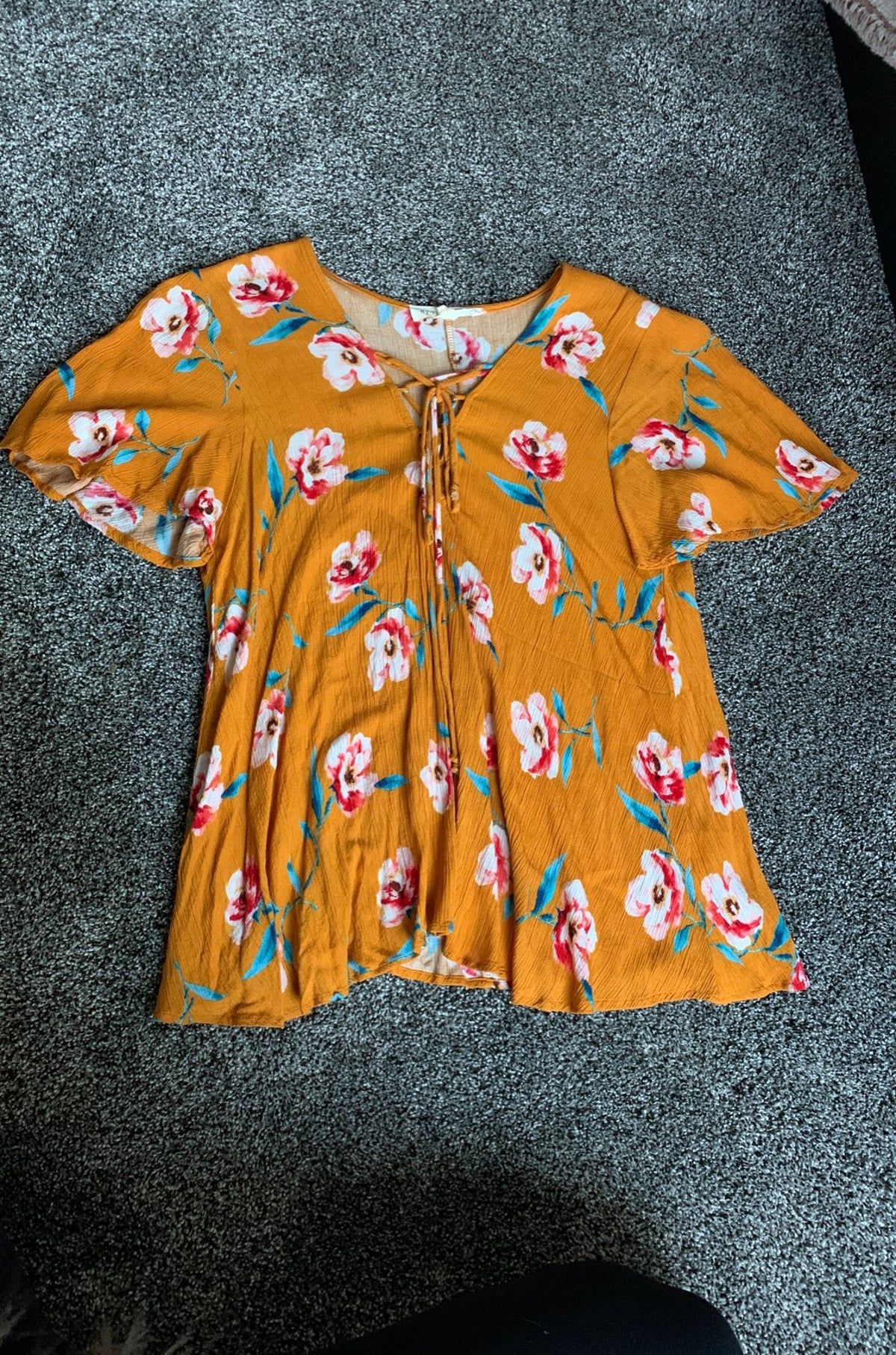floral top