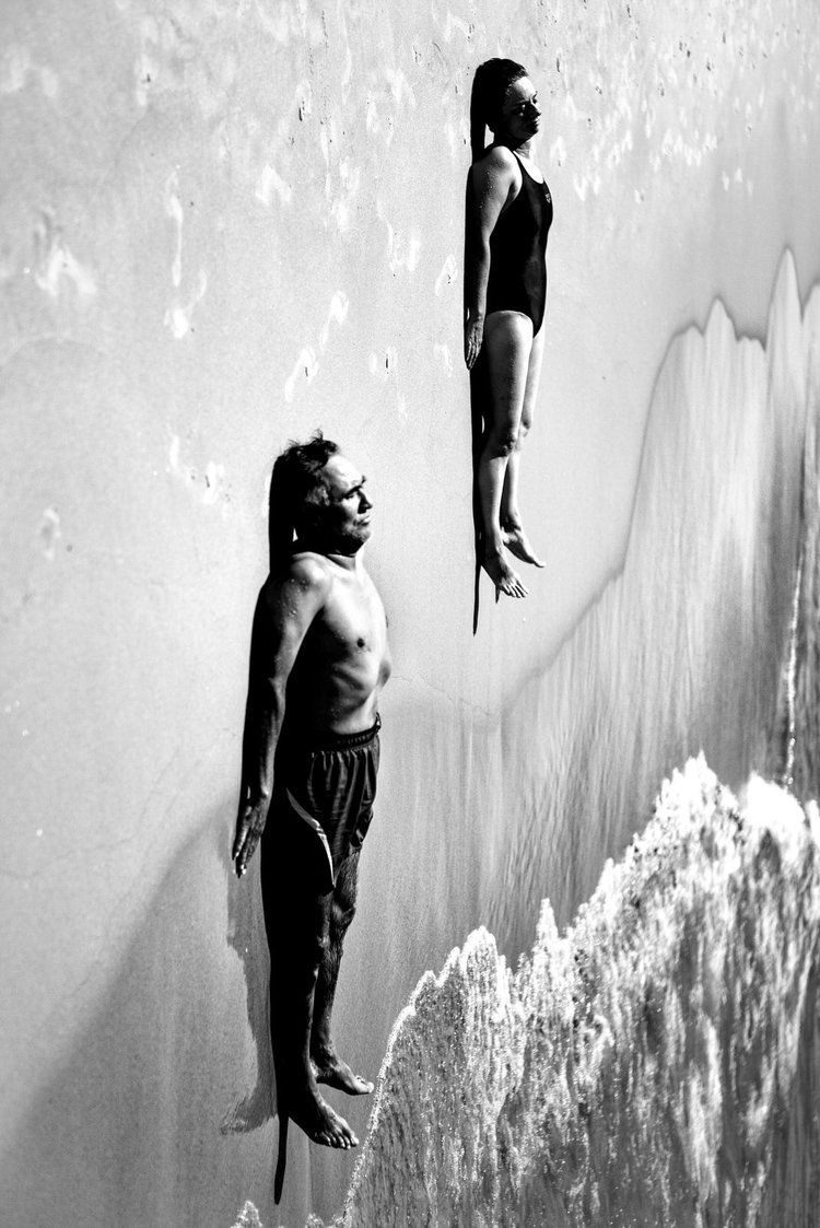 On The Beach — Alan Schaller Surrealism Photography, Bnw Photography, Photography Workshops, Creative Photography, Creative Shots, Photojournalism Photography, Documentary Photography, Street Film, Schaller