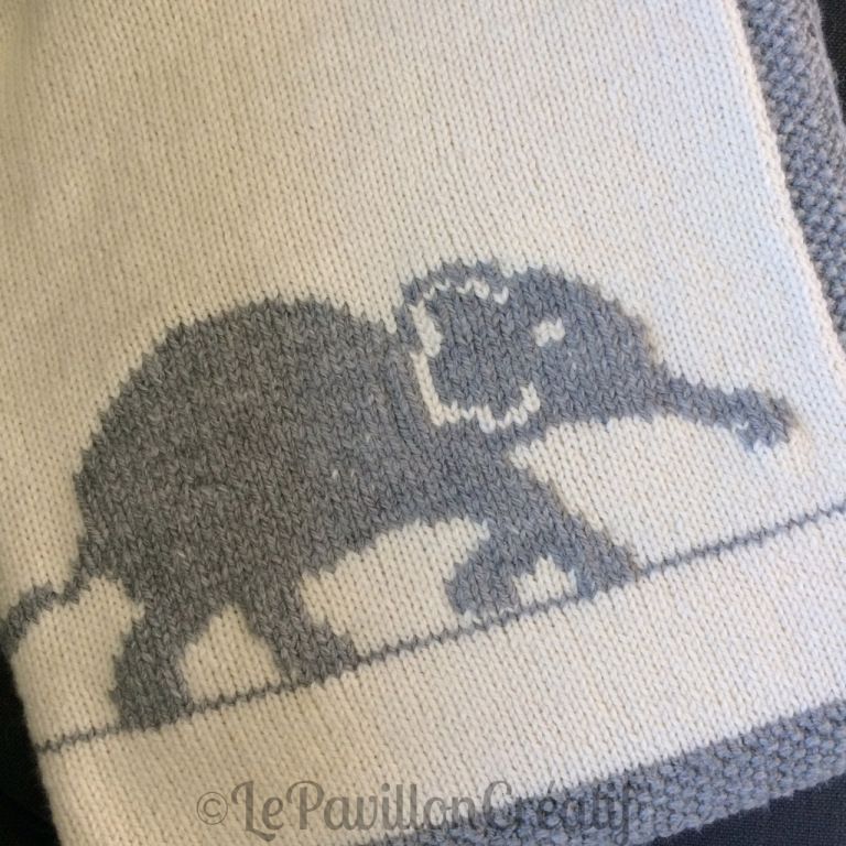 La Couverture De La Famille Elephants Le Pavillon Creatif Modele De Couverture Modeles De Couverture Pour Tricoter Couverture Bebe Tricot La Couverture De La Famille Elephants Le Pavillon Creatif Modele De Couverture Modeles De Couverture Pour Tricoter Couverture Bebe Tricot