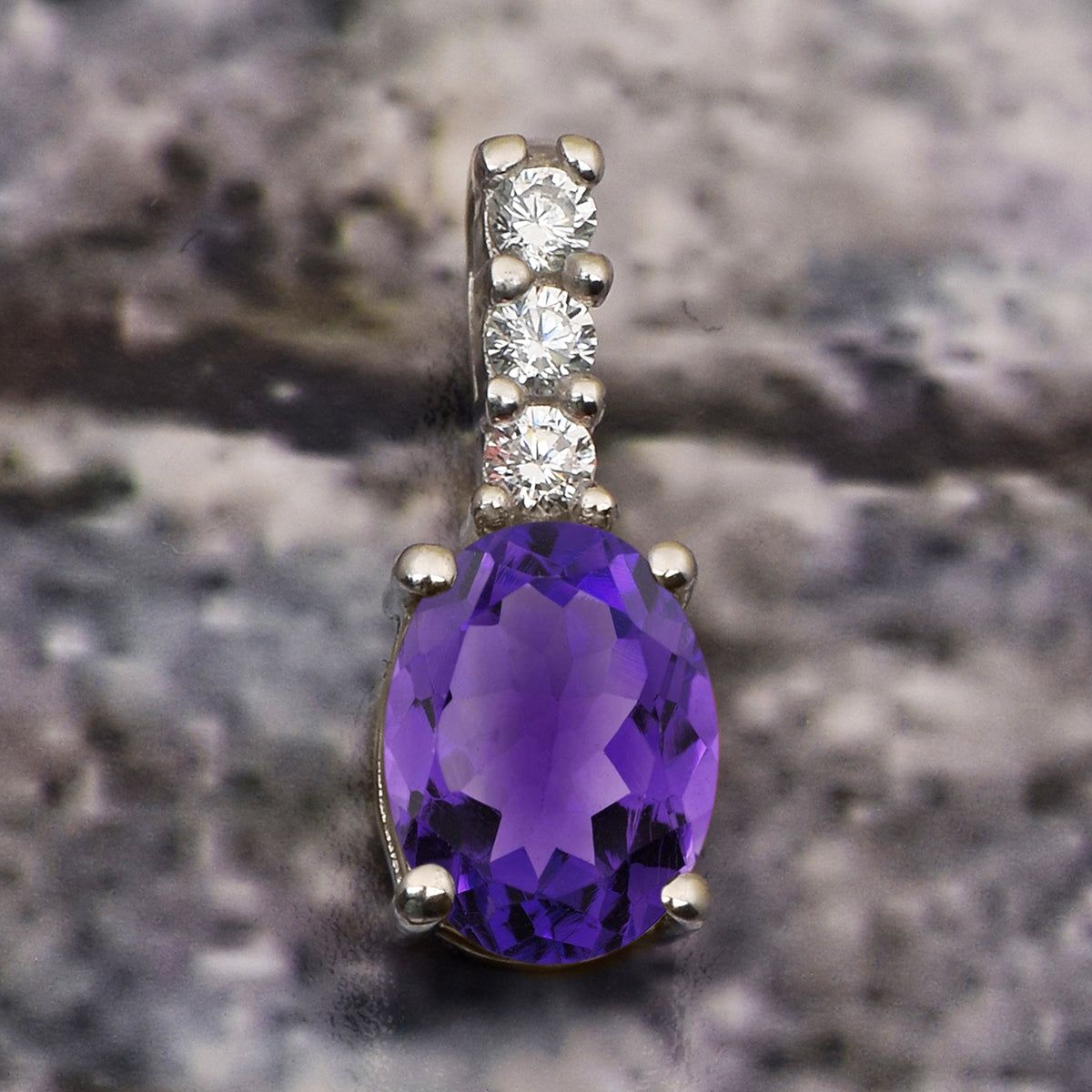 Product Details Material: 925 Sterling Silver Gross Weight (approx.): 2.5 g Gemstone: Semi Precious. Stone Information : Oval 7X5 MM This unique pendant is made with high-quality gemstone and 925 sterling silver. Shine Jewel is backed by a 100% Satisfaction Guarantee. We promise superior service, which includes fast shipping, great communication, and a risk-free lifetime repair warranty. Silver Jewelry Pendant, Moonstone Jewelry, Sterling Silver Pendants, Superior Service, Pink Cz, Unique Pendant, Risk, Promise, Semi Precious
