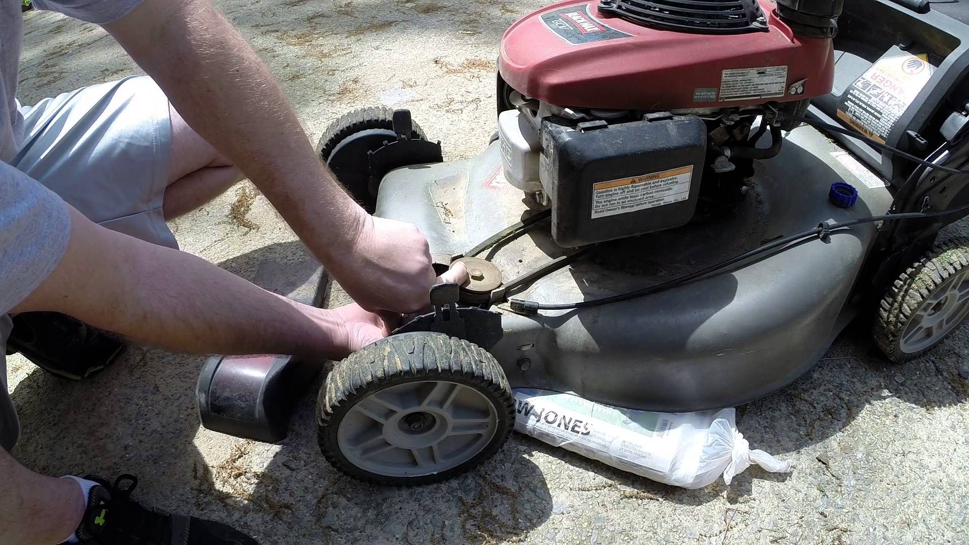 Honda Mower Parts Honda HT3813 HT4213 Lawn Tractor Shop Manual #hondamowerparts #Honda, #