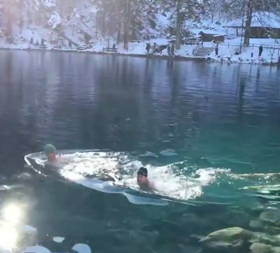 Flirten im wasser
