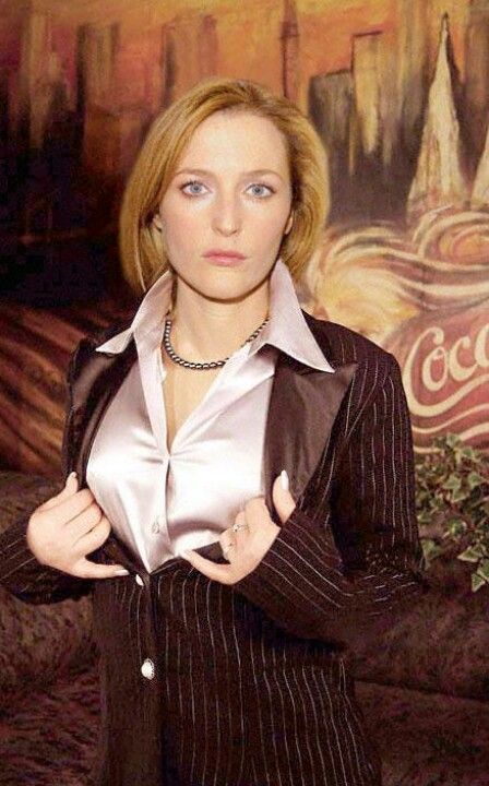 Eff4ac9564ead81b40d7c99b4a6af62b Jpg 448 720 Gillian Anderson