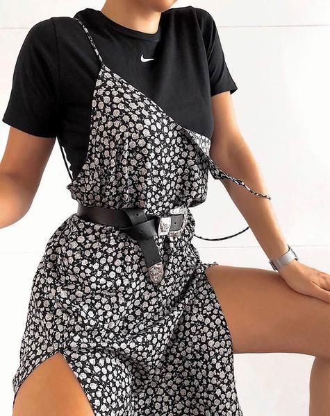 Hime Dress in Ditsy Rose Black Hime Dress in Ditsy Rose Black