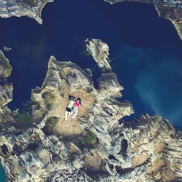 This gorgeous drone pre-wedding shot by Navin Varma Photography has all