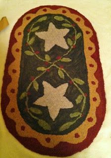 PRIMITIVE HOOKED RUG PATTERN ON MONKS "PRIM STARS" PRIMITIVE HOOKED RUG PATTERN ON MONKS "PRIM STARS"