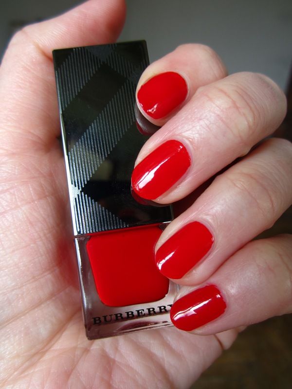 Burberry Nail Polish Poppy Red 301 Мои лаки My Burberry Nail Polish Poppy Red 301