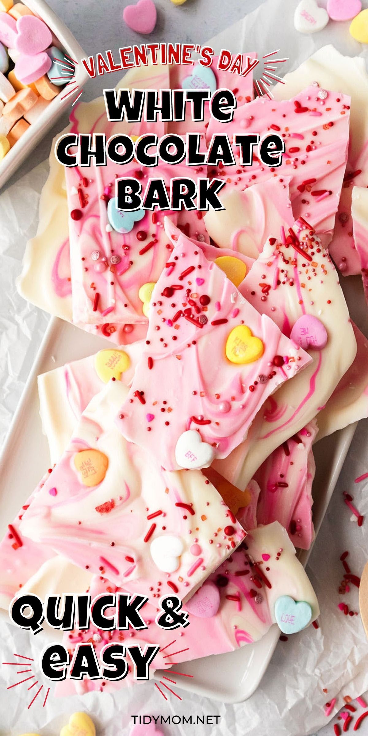 White Chocolate Bark made with Valentine's Day candy hearts will sweeten everyone’s day! A simple and delicious gift idea that only takes minutes to put together! Featuring pink and white chocolate, conversation hearts, and sprinkles! PRINTABLE RECIPE at TidyMom.net Homemade Chocolate Bark, Chocolate Melting Wafers, Chocolate Almond Bark, Frozen Chocolate, Valentine Chocolate, White Candy Bark, White Almond Bark, Conversation Hearts Candy, Printable Recipe