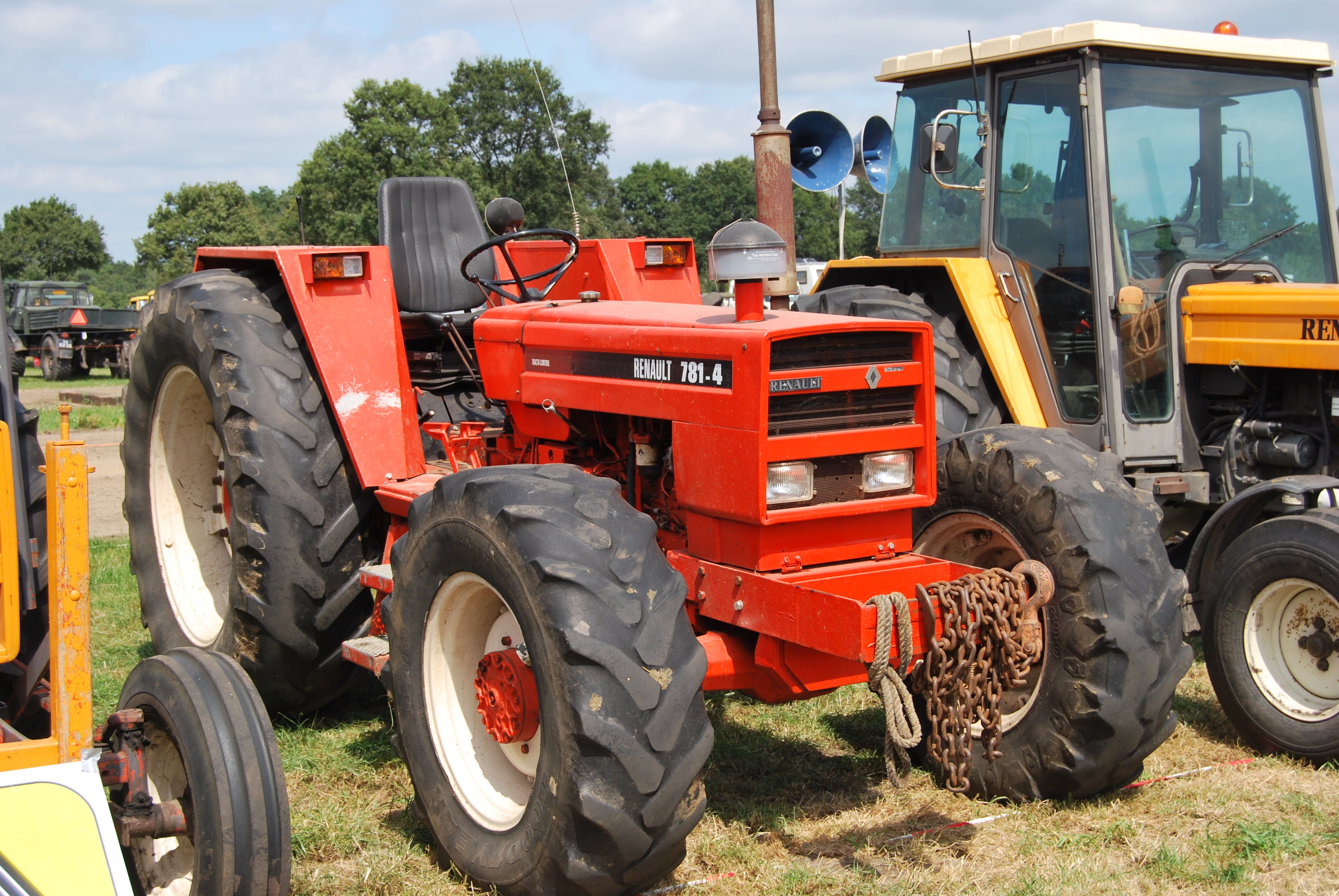 photo Tracteur Renault 781 4 pinterest