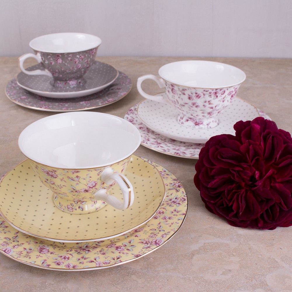 Next Yellow Ditsy Ceramic Kettle | Tea Next Yellow Ditsy Ceramic Kettle from